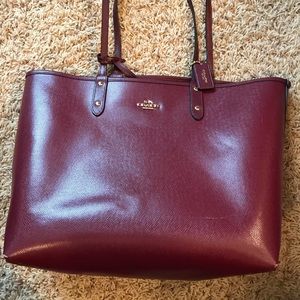 Coach shoulder bag - reversible